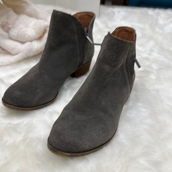 Lucky, Brand, LP Dash Brennan, 6M/36 grey booties - Picture 1 of 17
